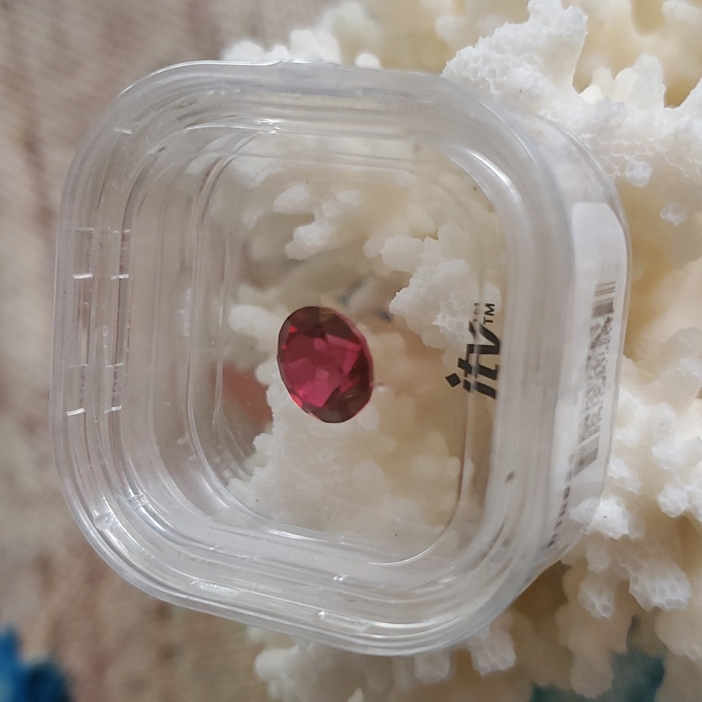 Round Brazilian Peony Topaz - Picture 7 of 15